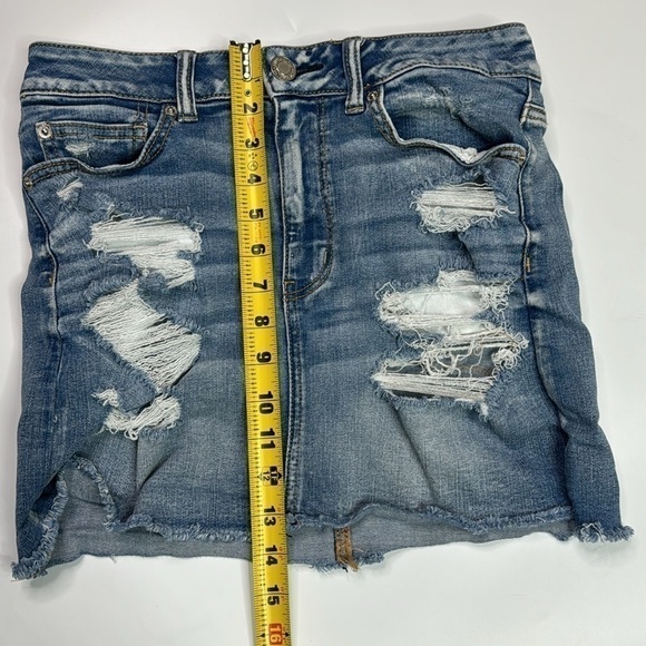 American Eagle Next Level Stretch X Hi Rise Mini Distressed Jean Skirt 6 Regular - Picture 4 of 8